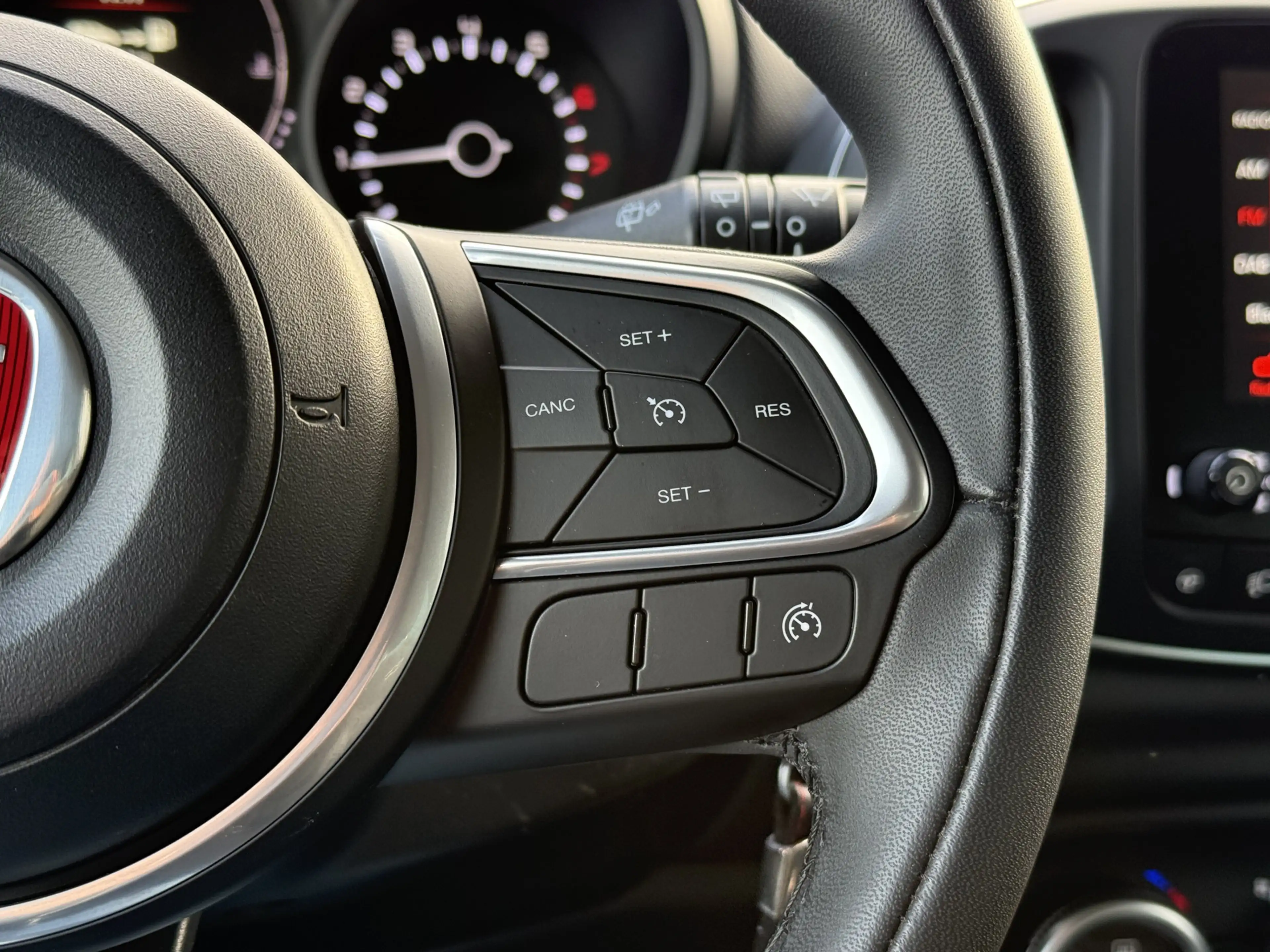 Fiat 500L BWJ 2018 | 0.9 TwinAir 105PK Cross | TREKHAAK | NA — photo 10