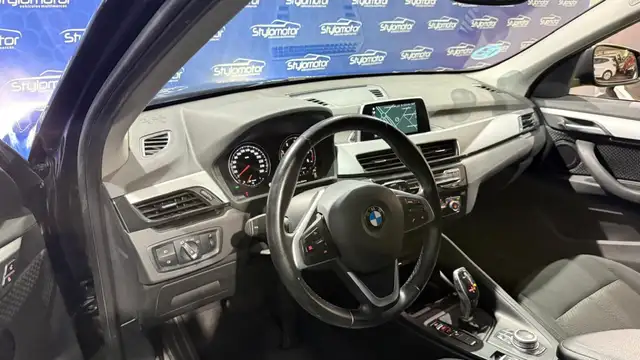 BMW X1 view 16