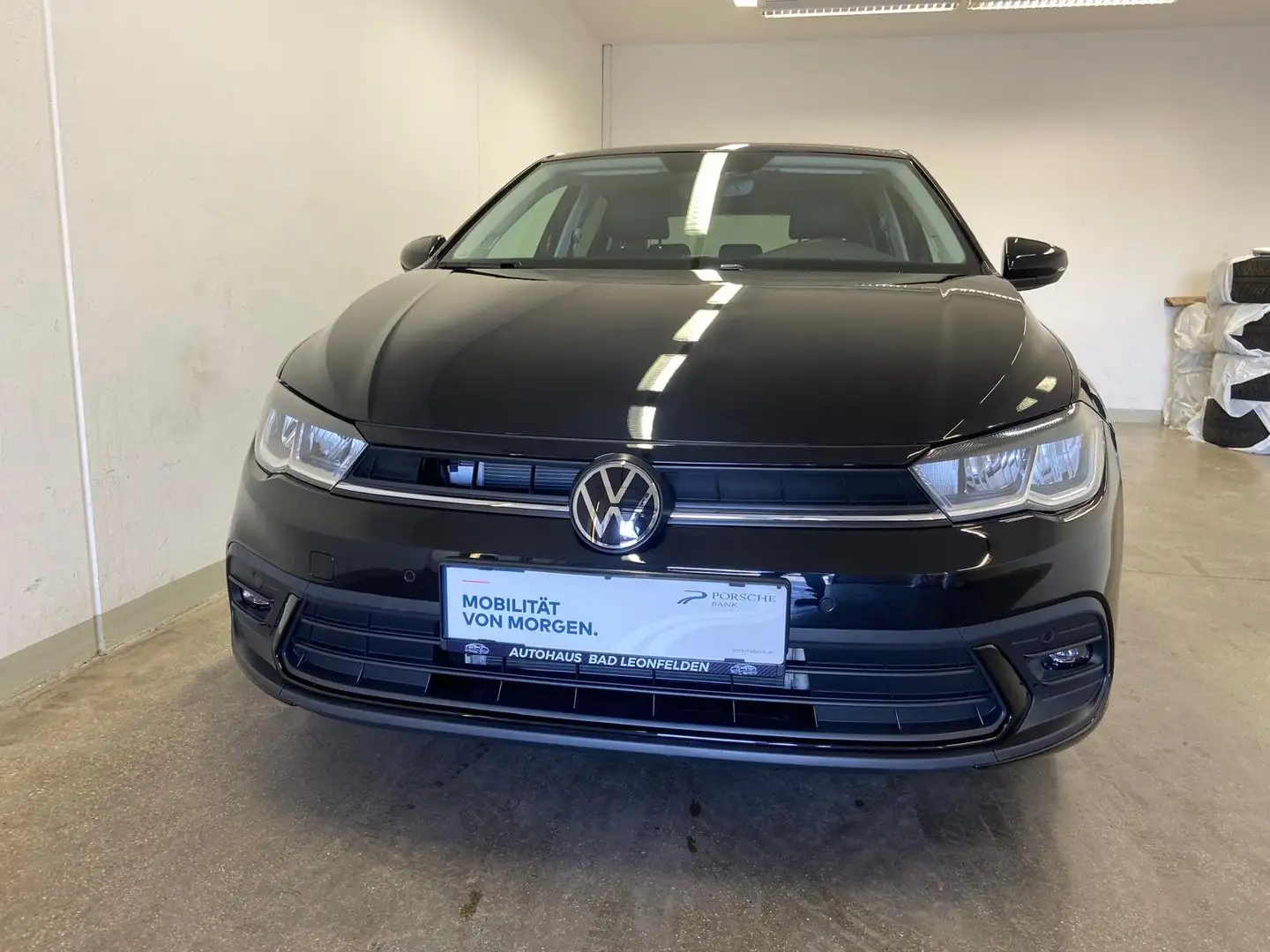 Volkswagen Polo Life TSI Schwarz - 2