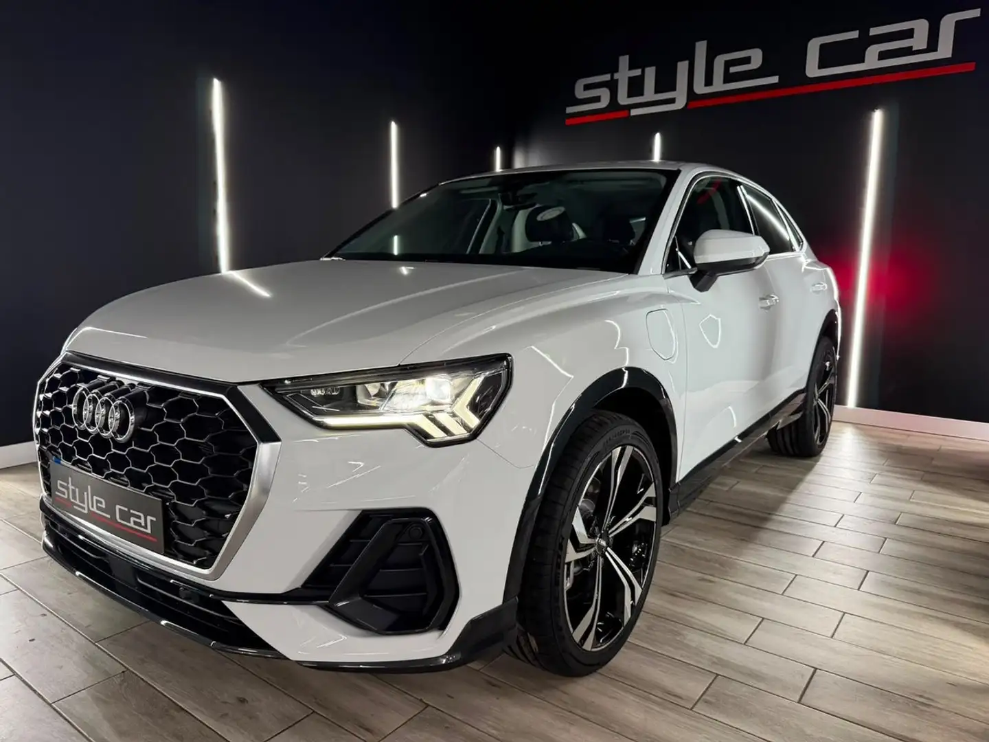 Audi Q3 Sportback 45 TFSIe Advanced S-tronic Blanco - 1