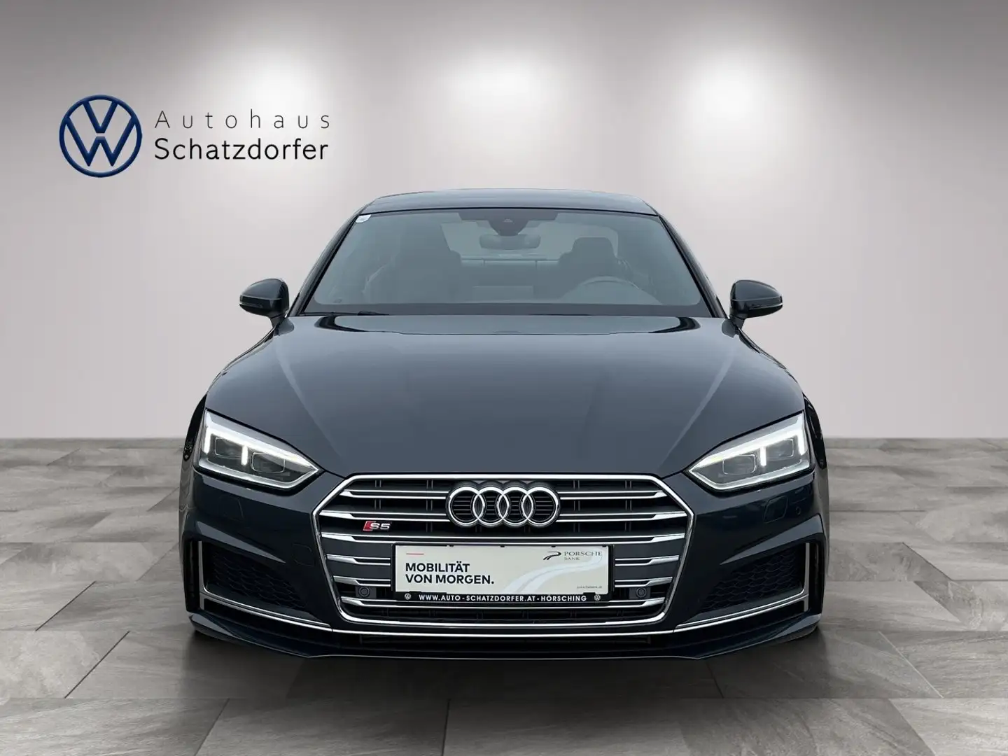 Audi S5 quattro Grau - 2