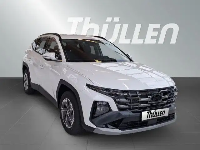 Hyundai Tucson view 4