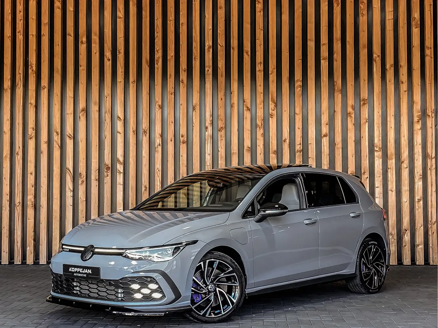 Volkswagen Golf GTE 245PK Automaat Hybride | PANORAMADAK | LEDER | STO Сірий - 2