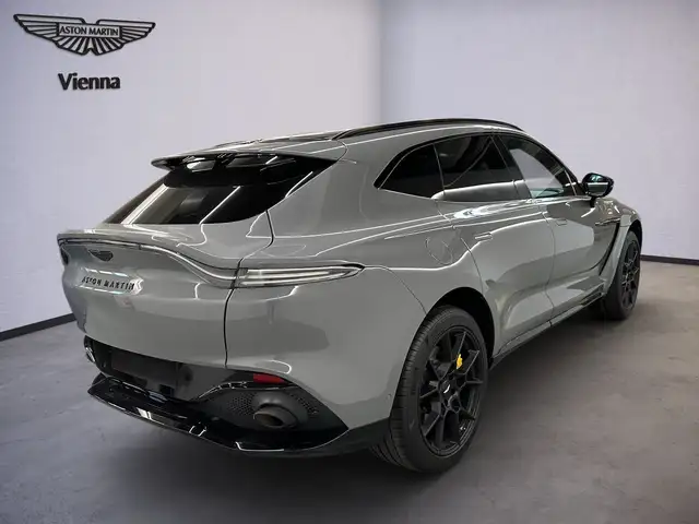 Aston Martin DBX view 3