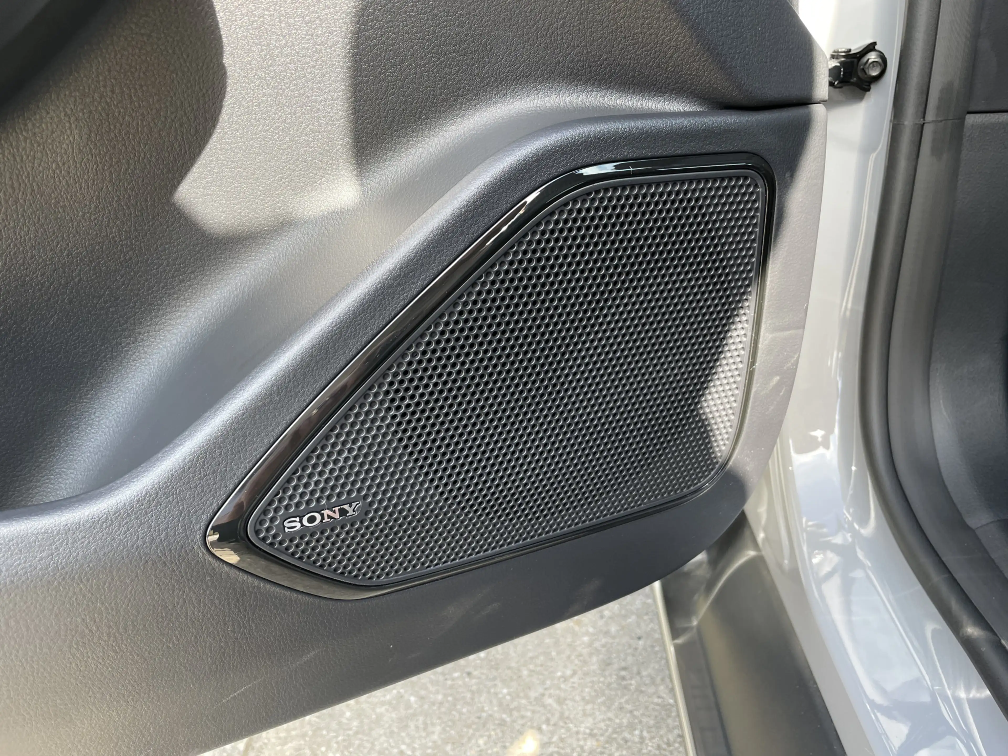 Mazda 6e Takumi Long Range 80 kWh | BLACK PACKAGE!! — photo 16