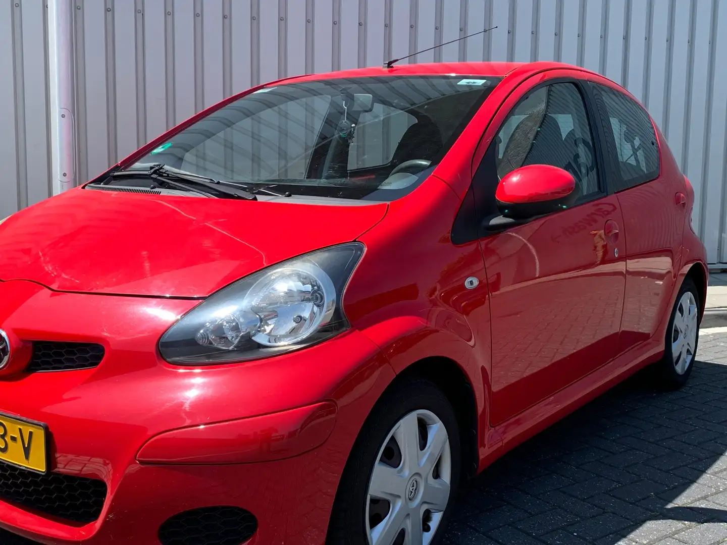 Toyota Aygo 1.0-12V Access|Airco|149000KM|5 Deurs| Rood - 2
