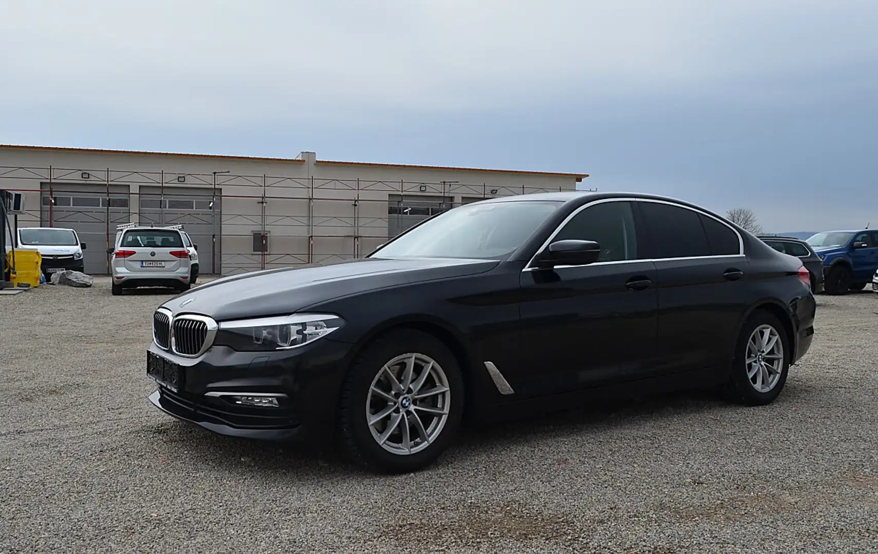 BMW 520 d Aut. Schwarz - 2