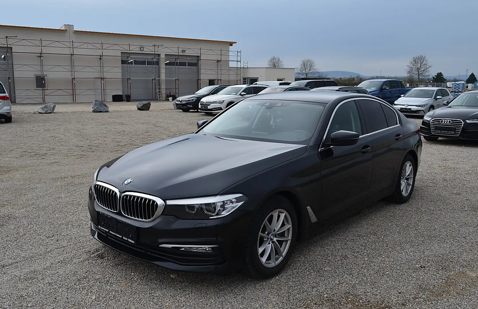 BMW 520 d Aut. Schwarz - 1