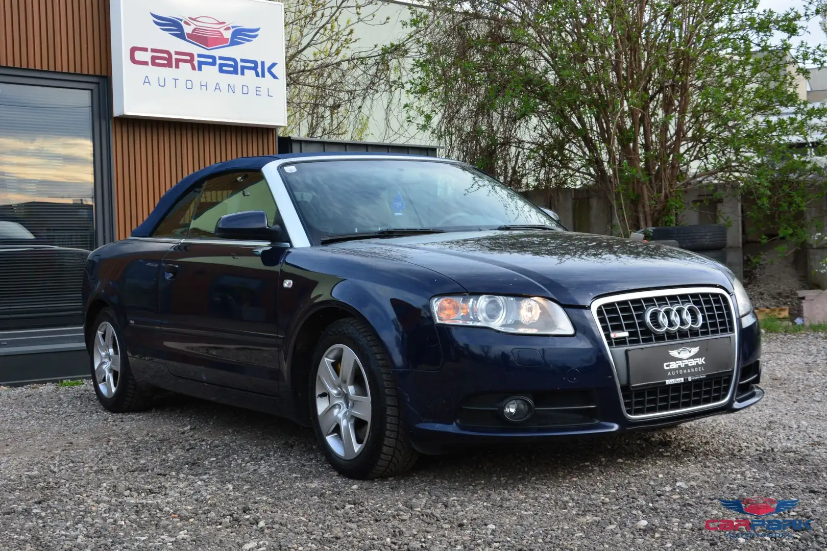 Audi A4 Cabriolet S-Line 2,0 T FSI Multitronic | Navi | X Blau - 1