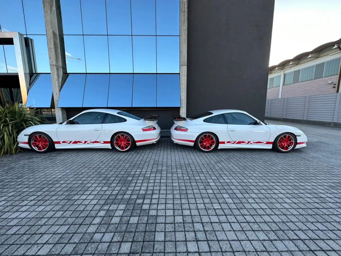 Porsche 996 GT3 RS *** 2 DI 682 *** Blanc - 2