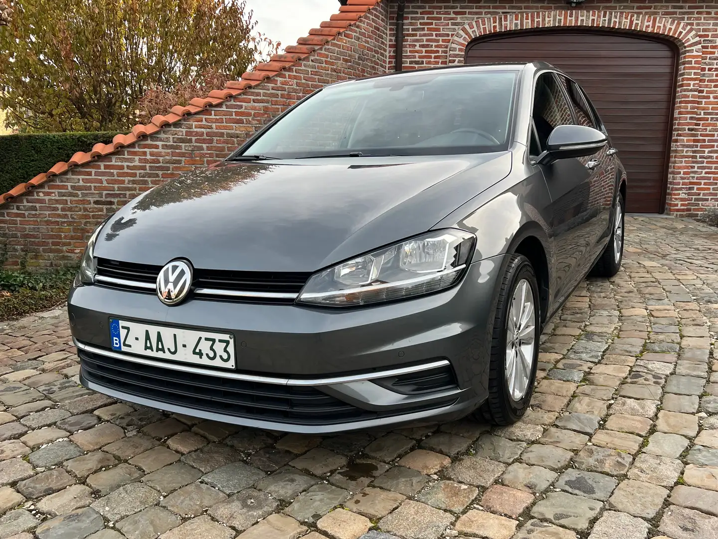 Volkswagen Golf Golf 1.0 TSI OPF DSG Comfortline Grijs - 1