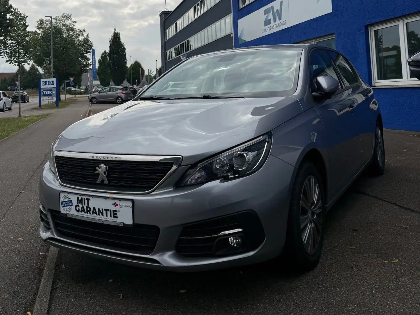 Peugeot 308 Active Pack Gris - 1