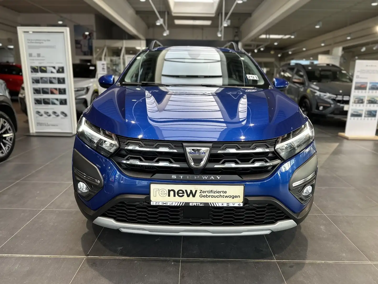 Dacia Sandero Stepway Comfort TCe 90 Automatik Blau - 2