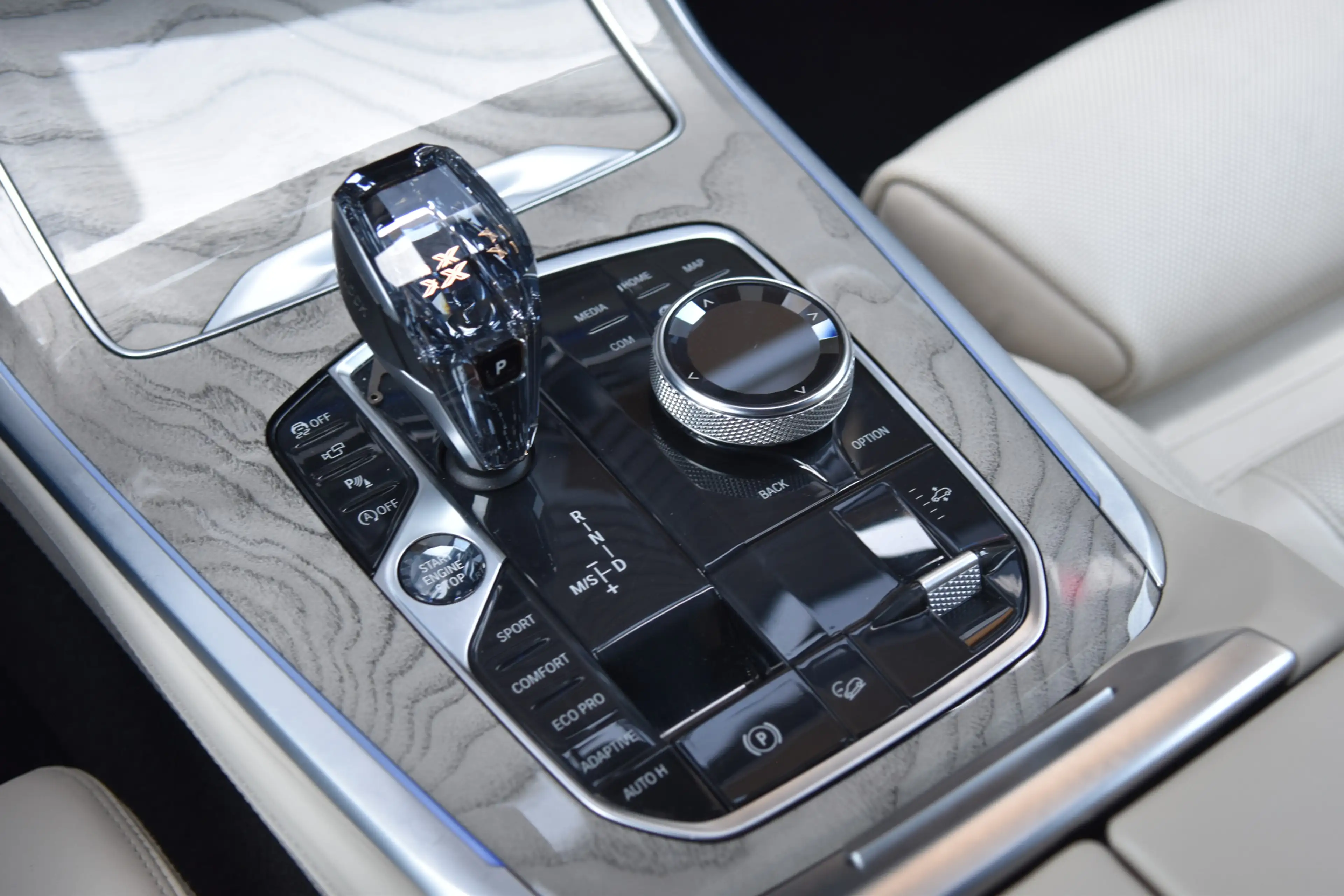 BMW X7 xDrive40i 6p. * M-Sport * Soft-close * Laserlicht — photo 31
