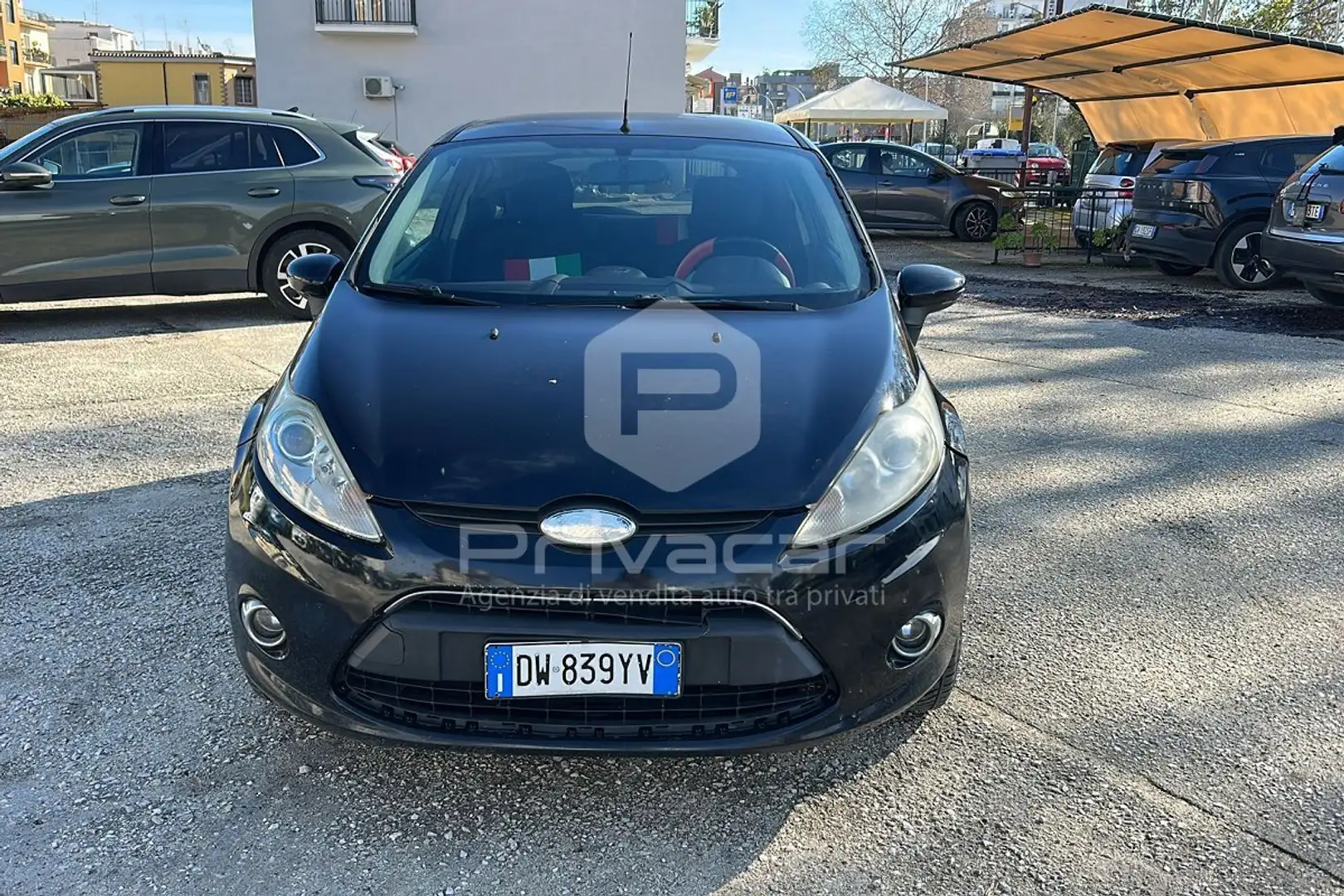 Ford Fiesta Fiesta 1.6 TDCi 90CV 3 porte DPF Titanium Nero - 2