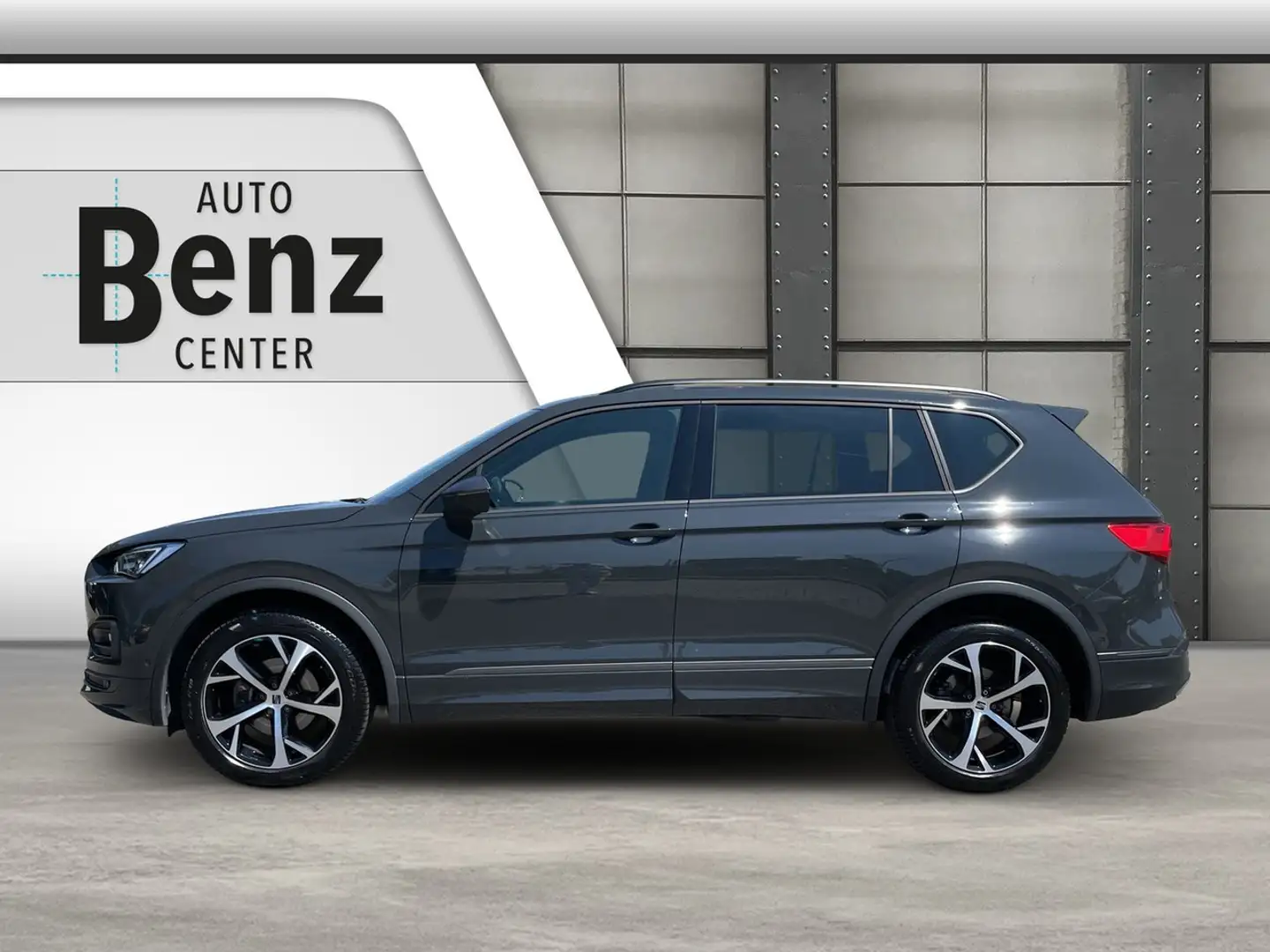 SEAT Tarraco 2.0 TDI Style FR AHK*ACC*LED*KESSY*SHZ Klima Navi Grijs - 2