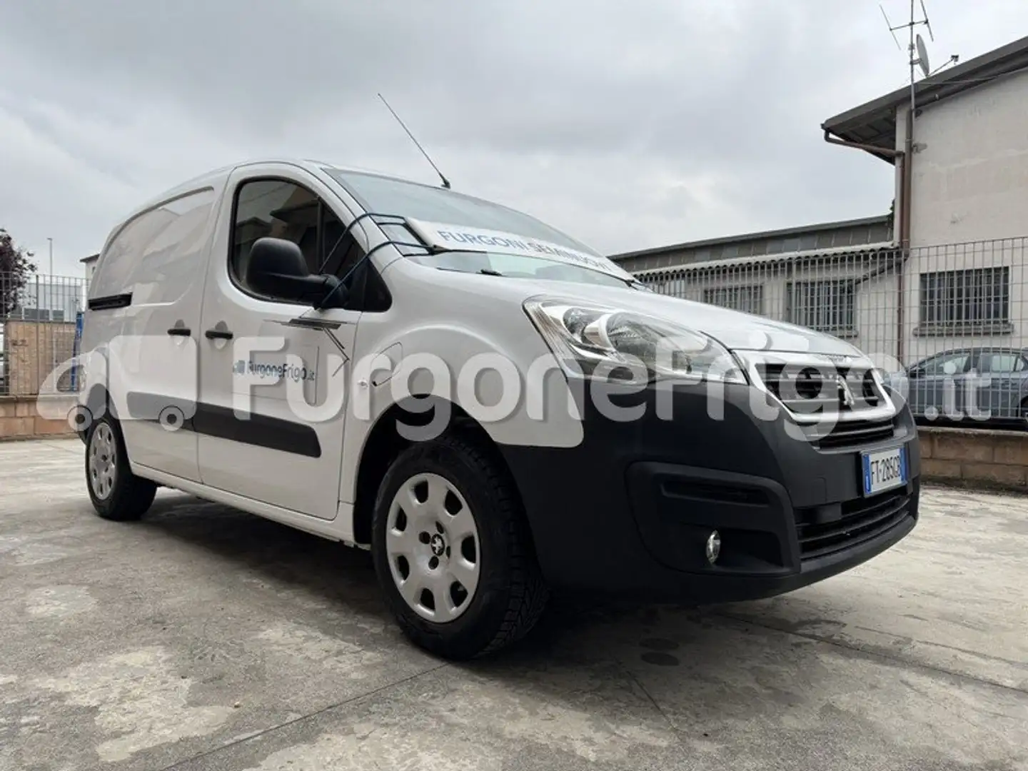 Peugeot Partner Coibentato Isotermico Elettrico Bianco - 2