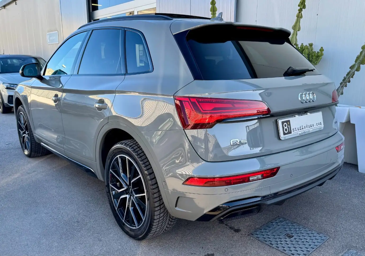 Audi Q5 40 TDI 204 CV quattro S tronic S line plus Grigio - 2