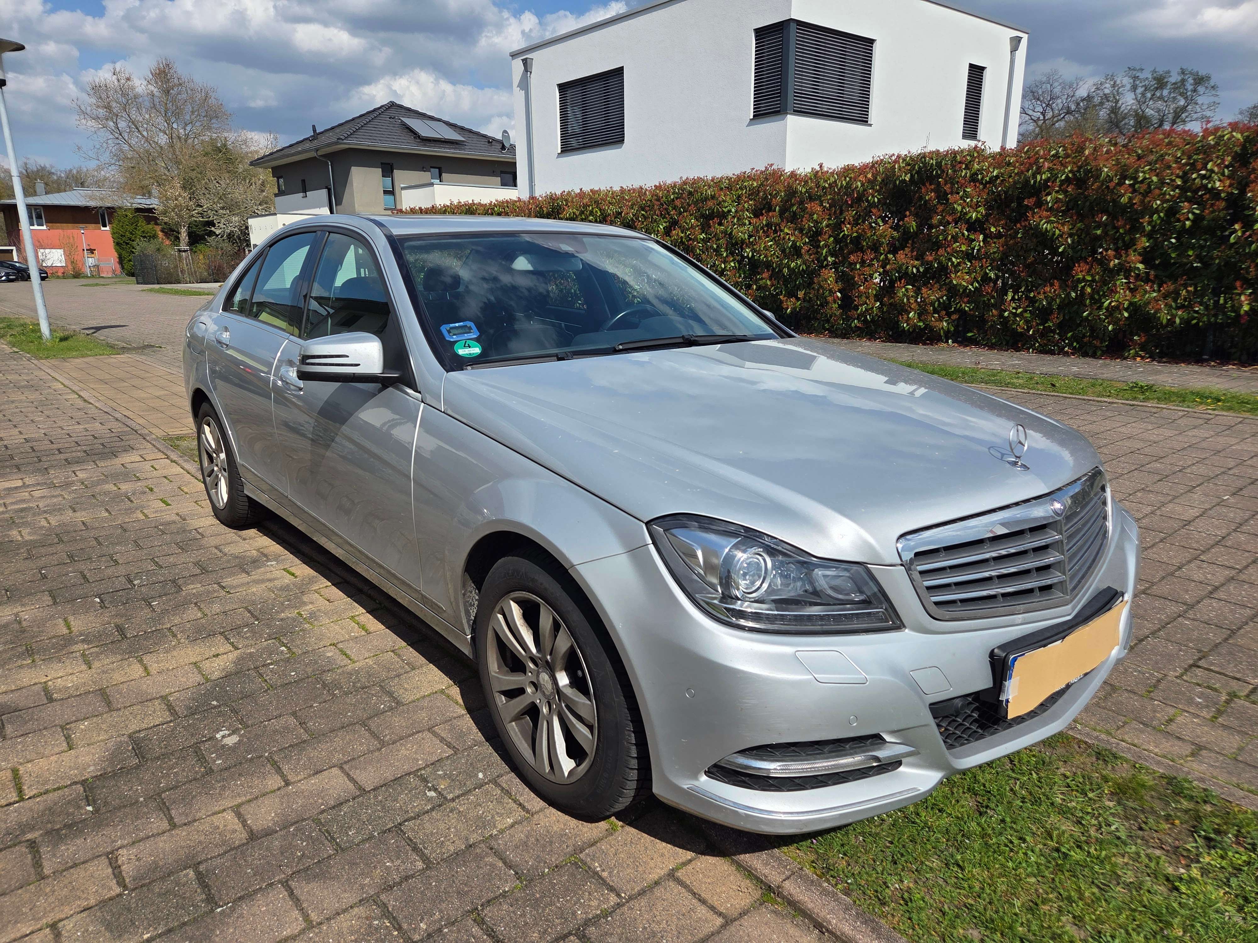 Second hand Mercedes Benz C-Class 