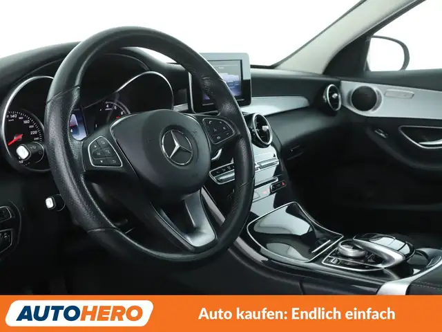 Mercedes-Benz C-Class view 11