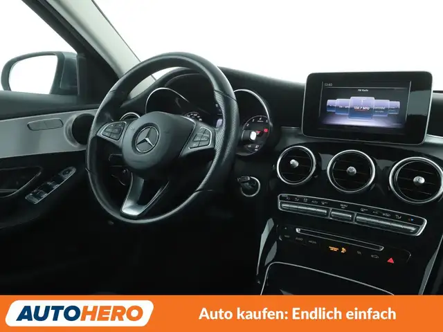 Mercedes-Benz C-Class view 13