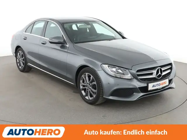 Mercedes-Benz C-Class view 8