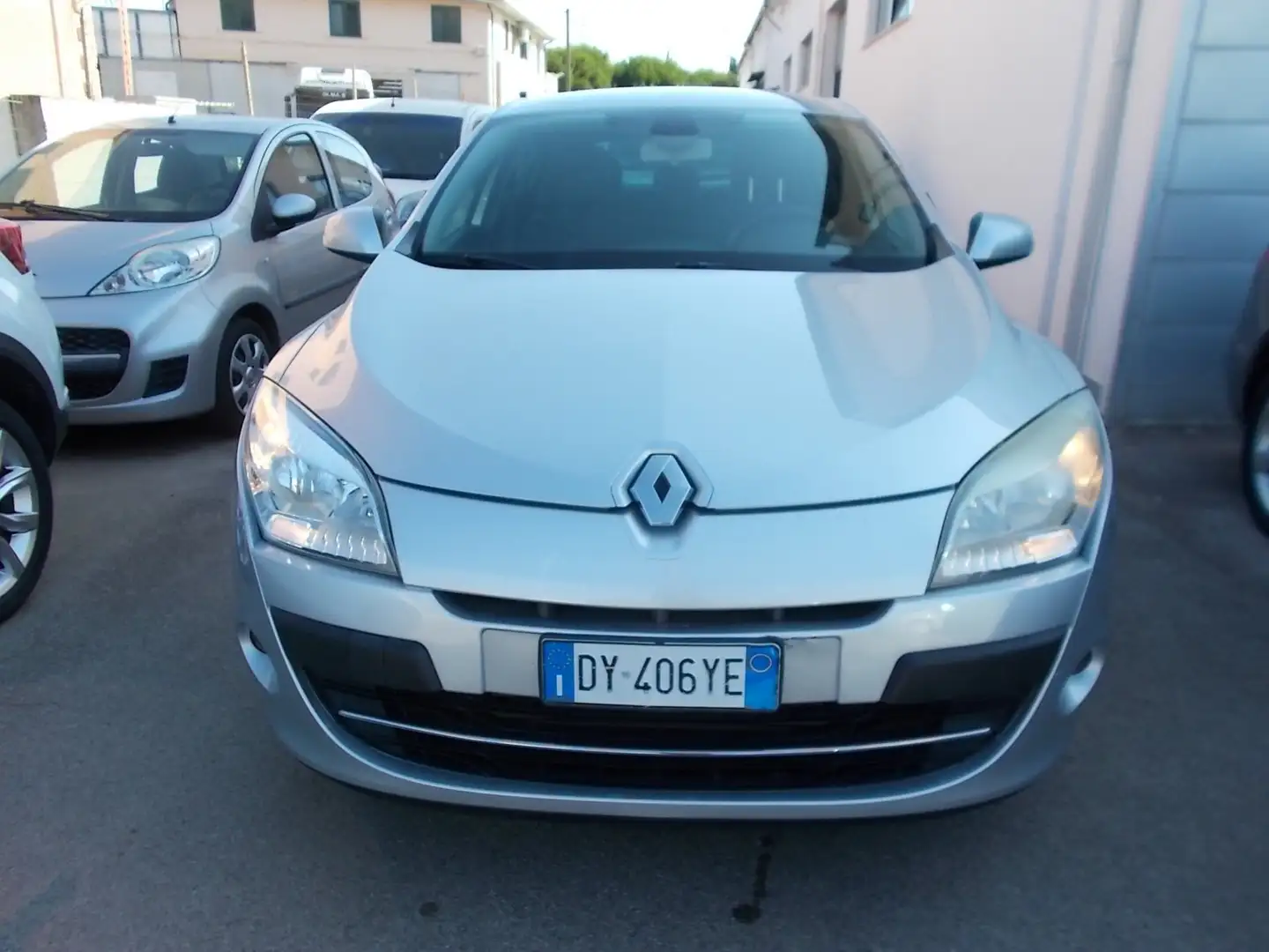 Renault Megane 1.5 dci Dynamique 110cv Argent - 2