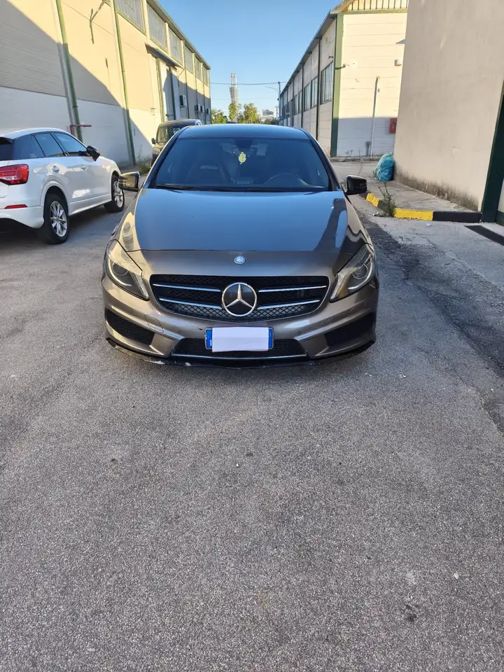 Mercedes-Benz A 180