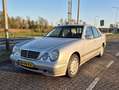 Mercedes-Benz E 240 Avantgarde origineel Nederlandse auto Gris - thumbnail 1