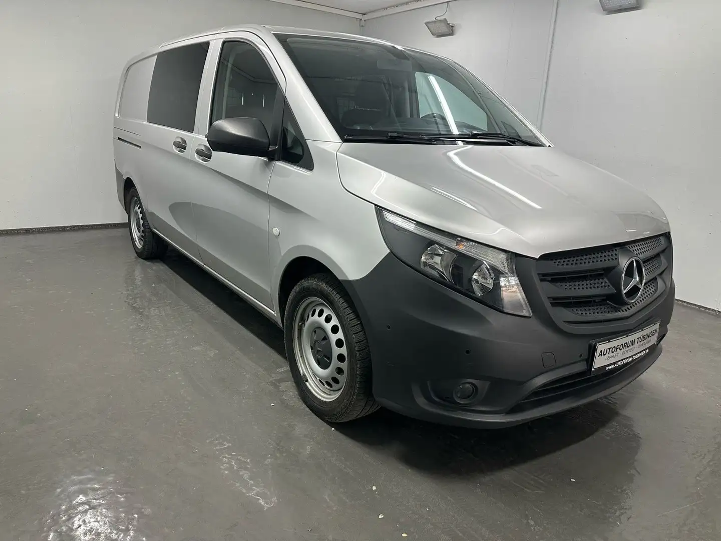 Mercedes-Benz Vito 116 CDI 4Matic MIXTO *LANG*NAVI*SORTIMO*AHK Silber - 2