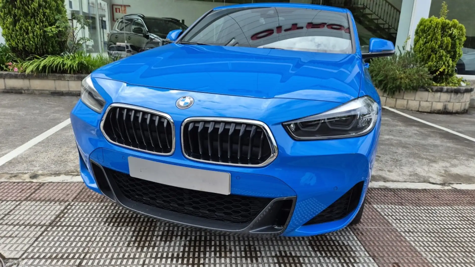 BMW X2 xDrive 18dA M Sport Azul - 1