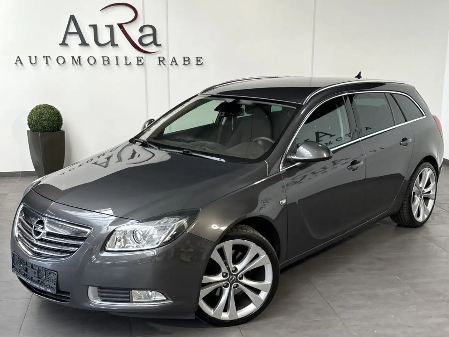 Opel Insignia SpT 2.8T Sport 4x4 Aut NAV+XEN+SHZ+20ZO Gris - 2