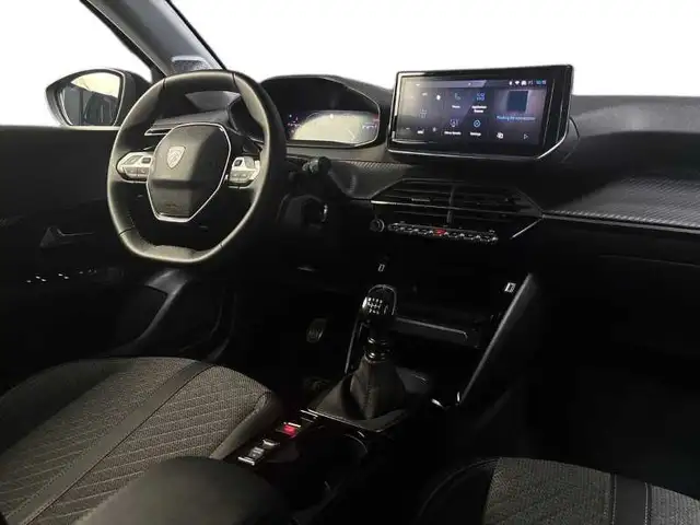 Peugeot 208 view 15