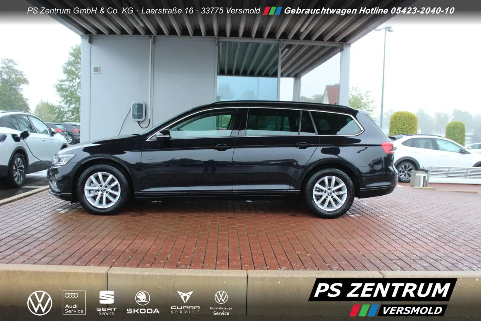 Volkswagen Passat Variant 2.0 TDI DSG Business AHK NAVI APP Schwarz - 2