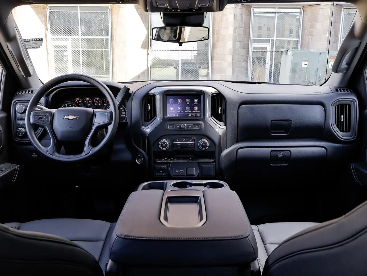 Chevrolet Silverado 1500 снимка Chevrolet Silverado 1500