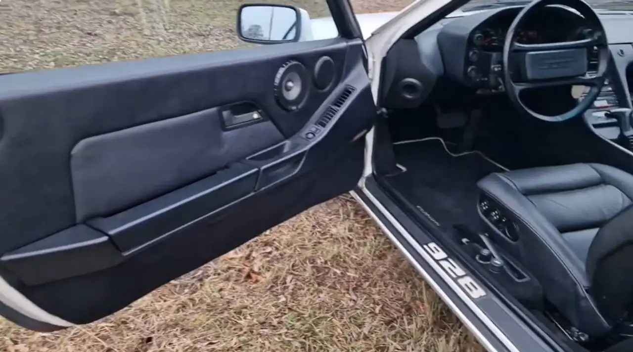 Porsche 928 S4, foto 12
