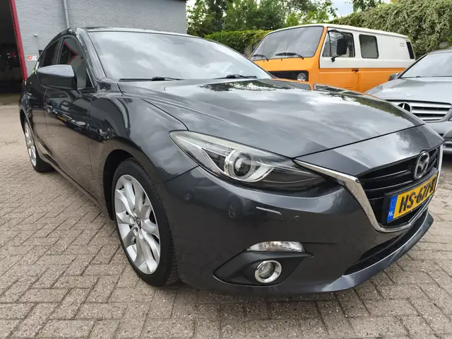 Mazda Mazda3