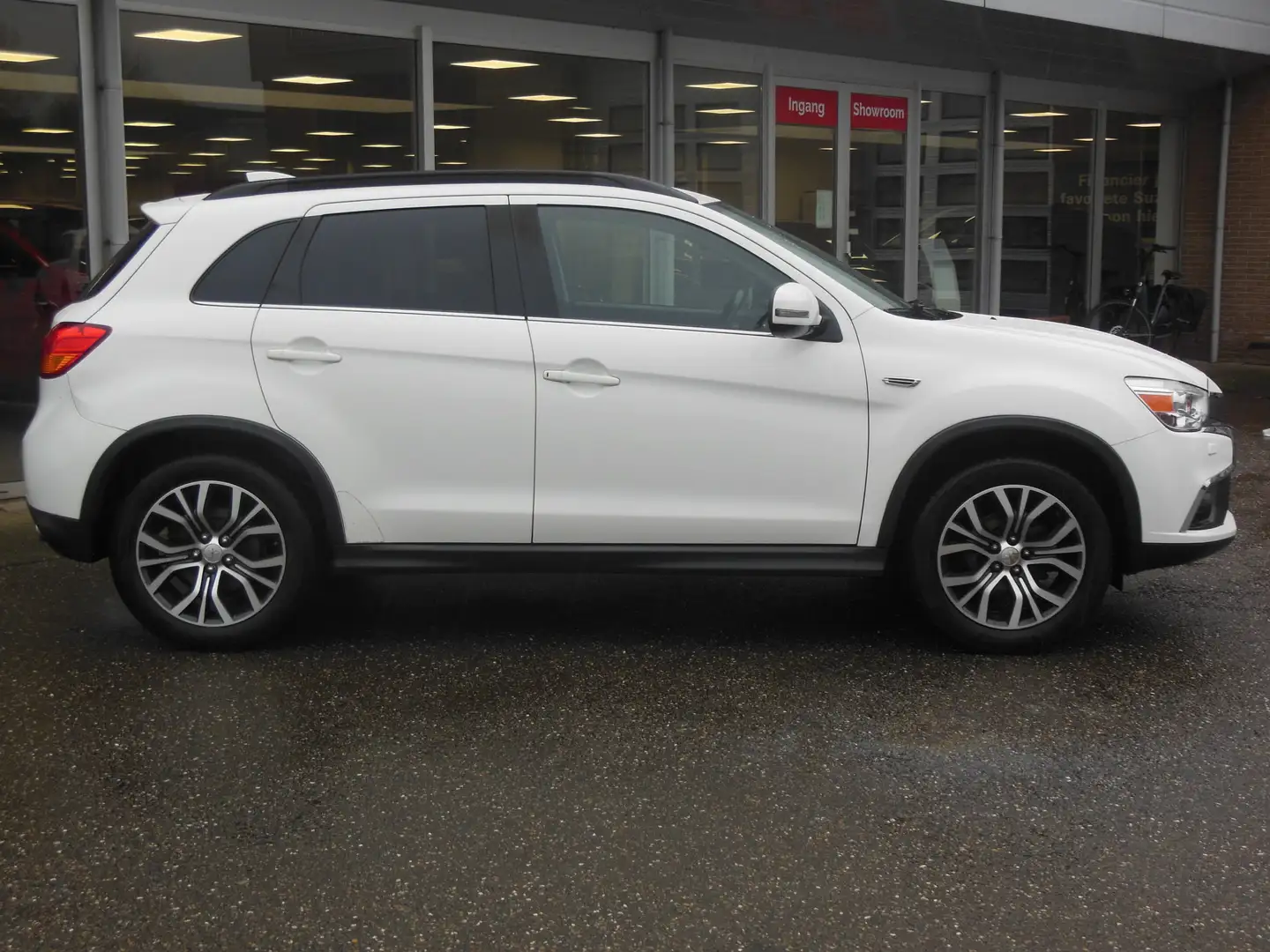 Mitsubishi ASX 1.6 Cleartec Connect Pro Staat in Hardenberg Wit - 2