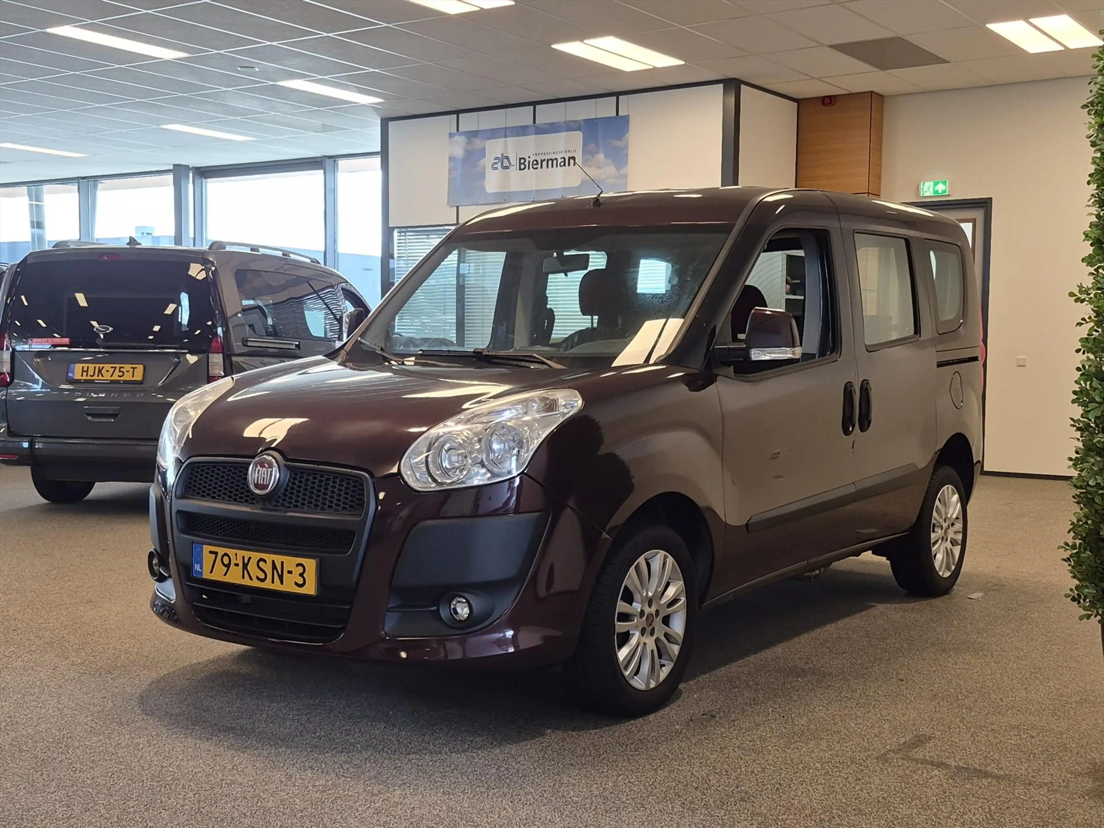 Fiat Doblo Rolstoelauto XXL-Ombouw 160cm binnenhoogte rolstoe — photo 9