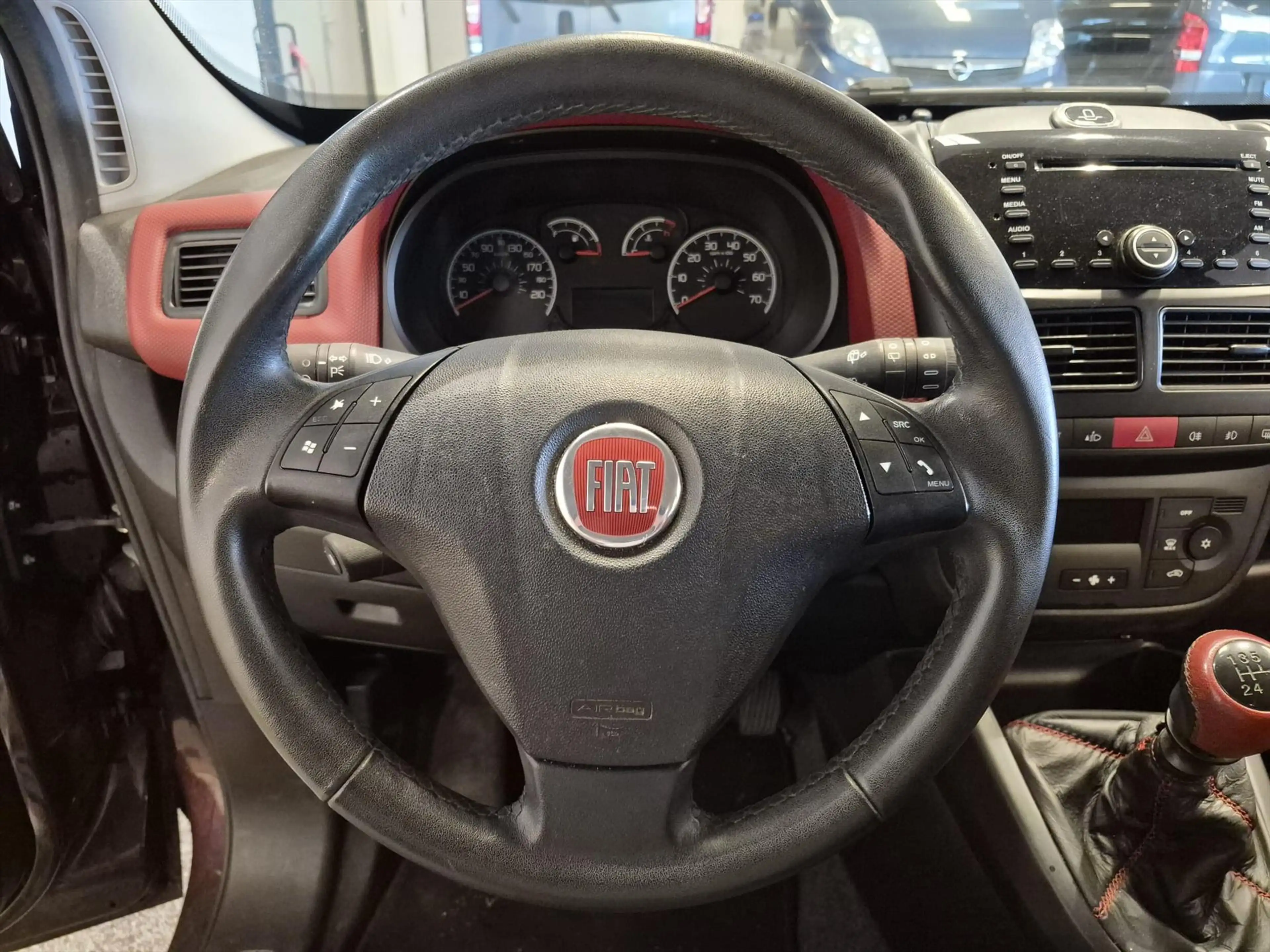 Fiat Doblo Rolstoelauto XXL-Ombouw 160cm binnenhoogte rolstoe — photo 18