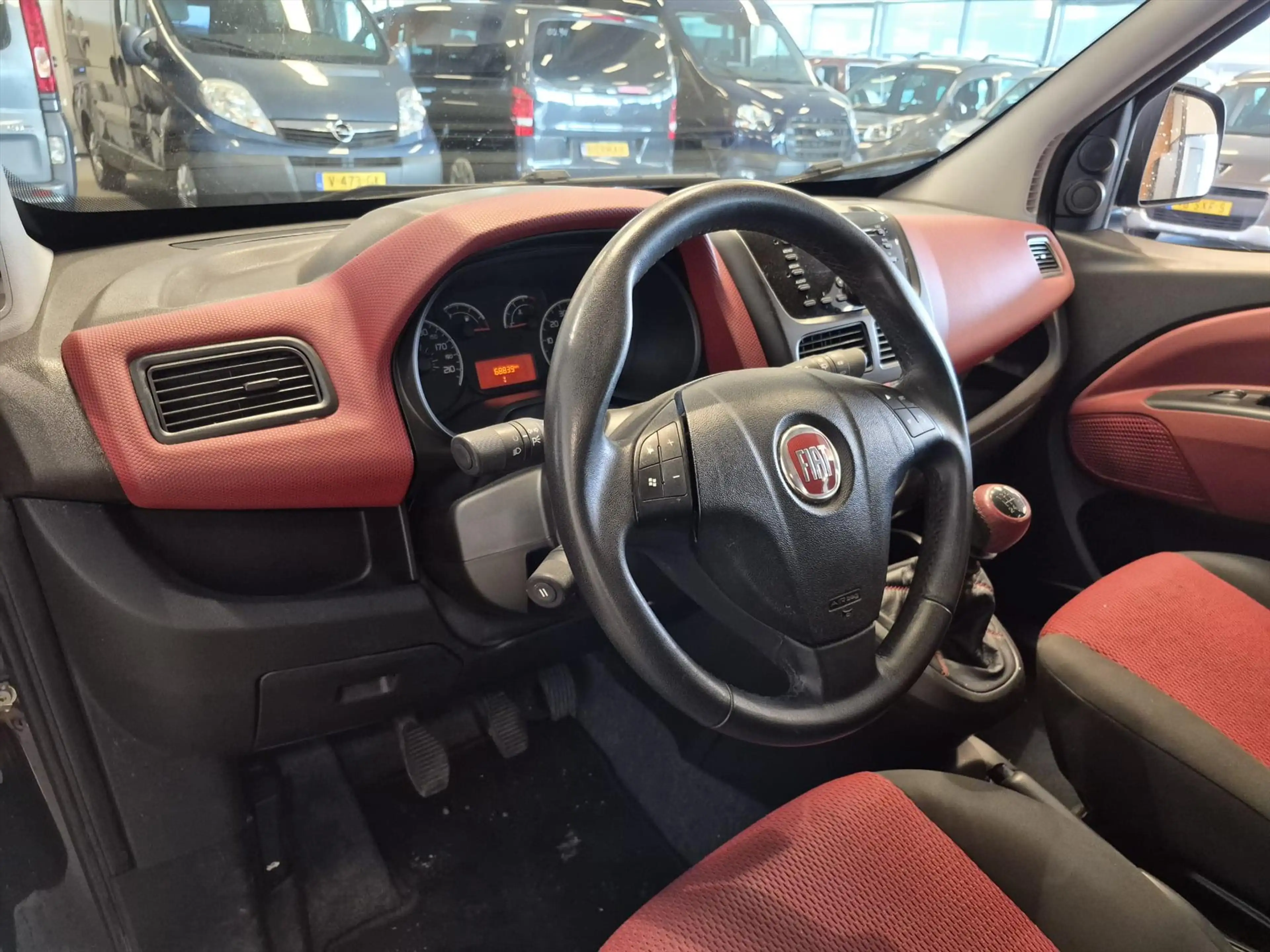 Fiat Doblo Rolstoelauto XXL-Ombouw 160cm binnenhoogte rolstoe — photo 14