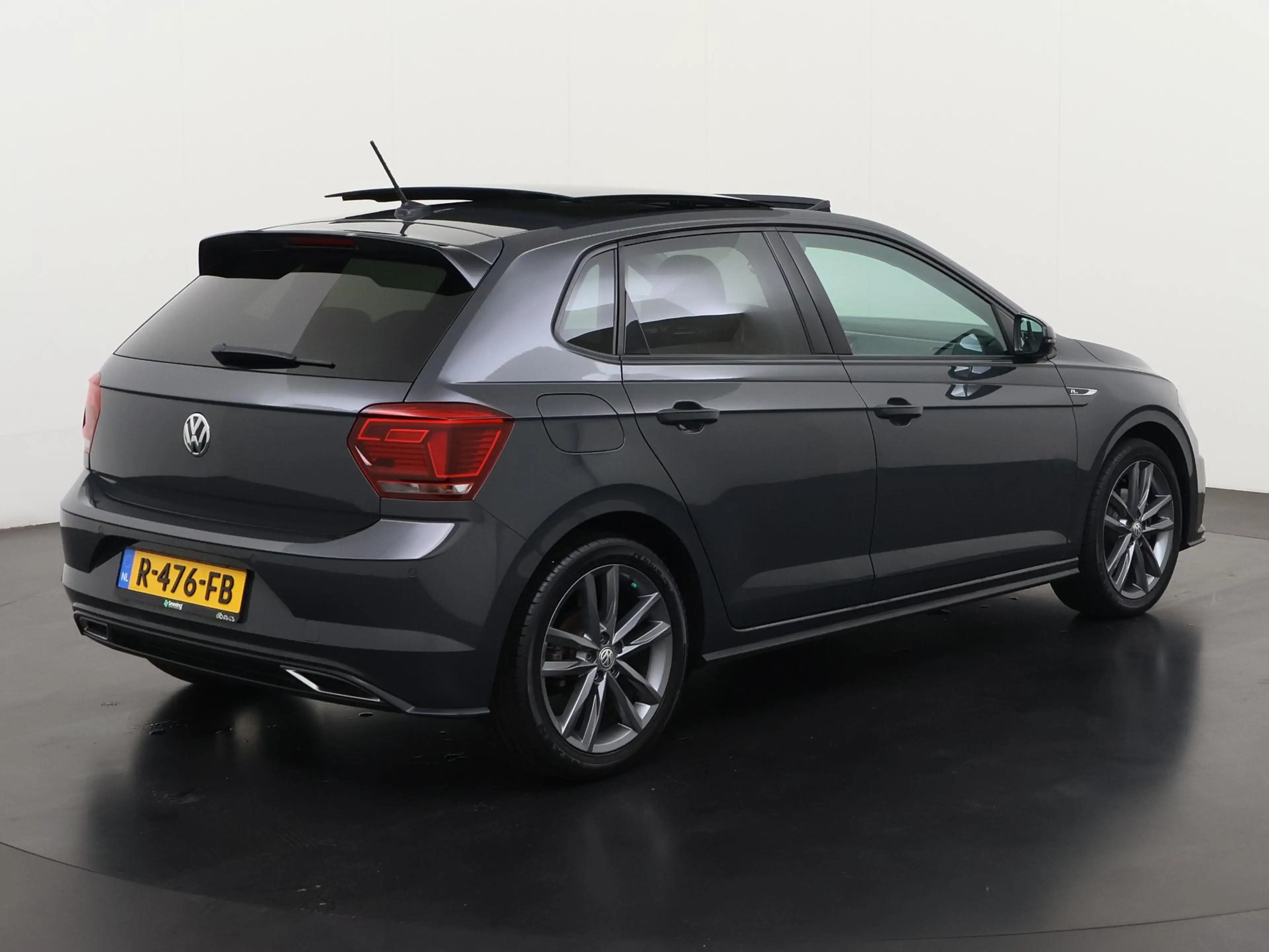 Volkswagen Polo 1.5 TSI R-Line DSG | Schuifdak | Navigatie | 17" P — photo 4