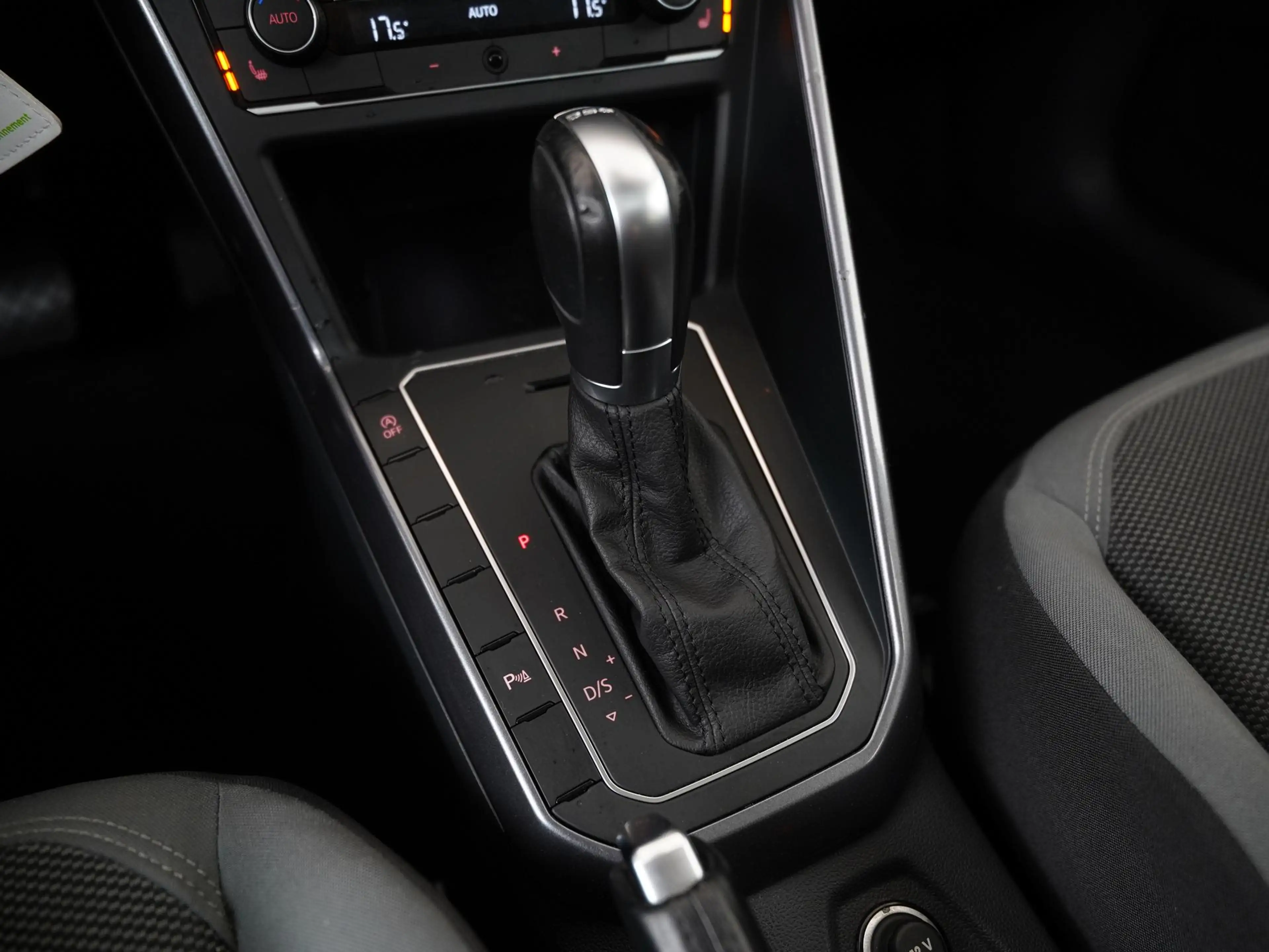 Volkswagen Polo 1.5 TSI R-Line DSG | Schuifdak | Navigatie | 17" P — photo 13