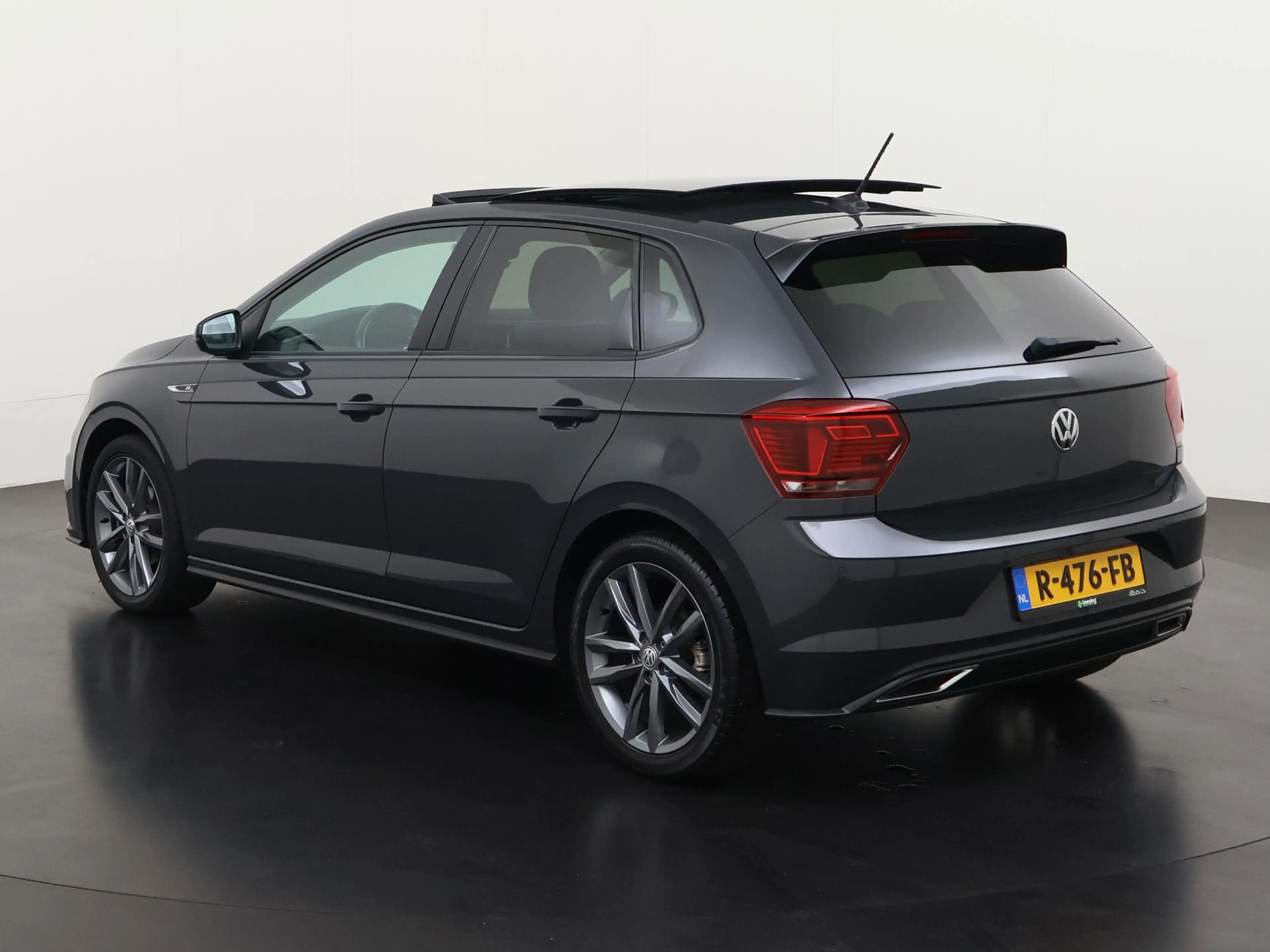 Volkswagen Polo 1.5 TSI R-Line DSG | Schuifdak | Navigatie | 17" P — photo 6