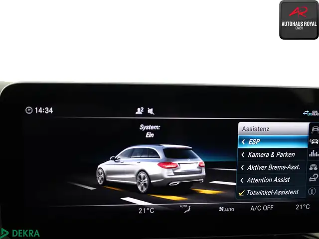 Mercedes-Benz C-Class view 16