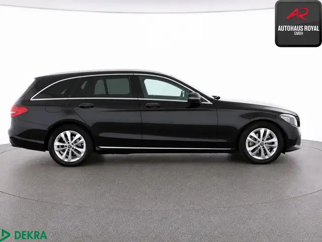 Mercedes-Benz C-Class view 6
