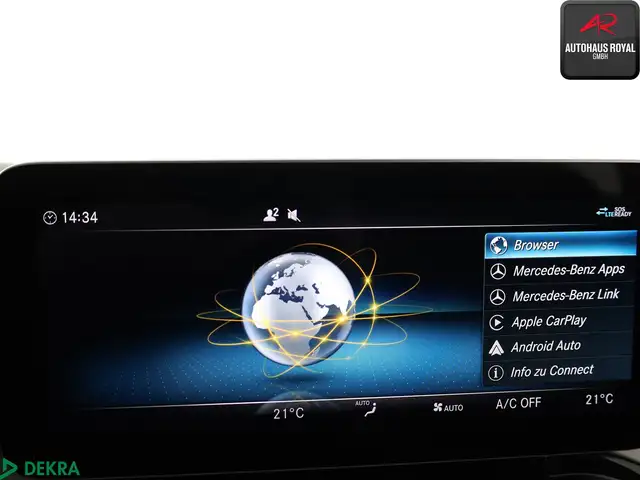 Mercedes-Benz C-Class view 17