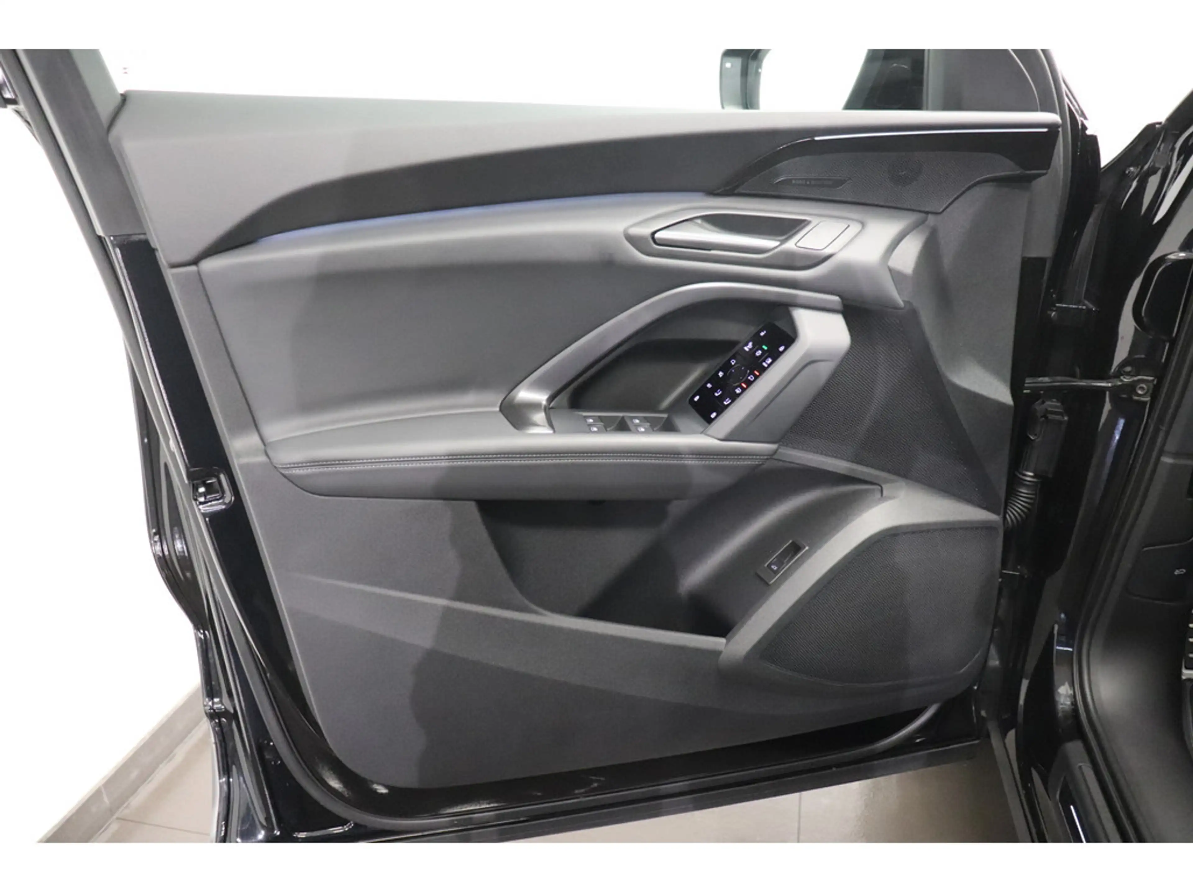 Audi Q5 edition one TDI quattro S-line Ext. #Matrix #NAVI — photo 13