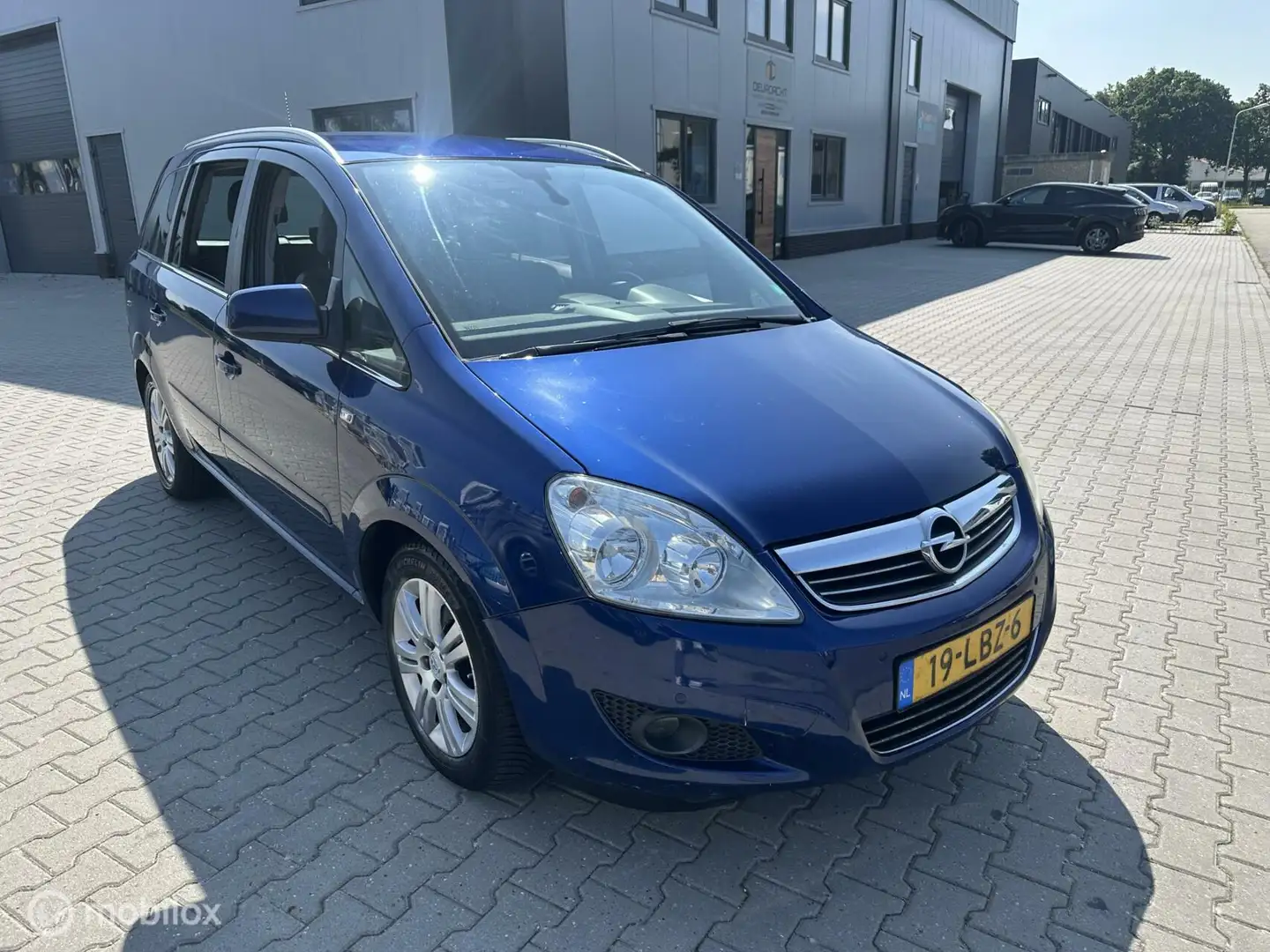 Opel Zafira 2.2 Cosmo 7 persoons Blauw - 2