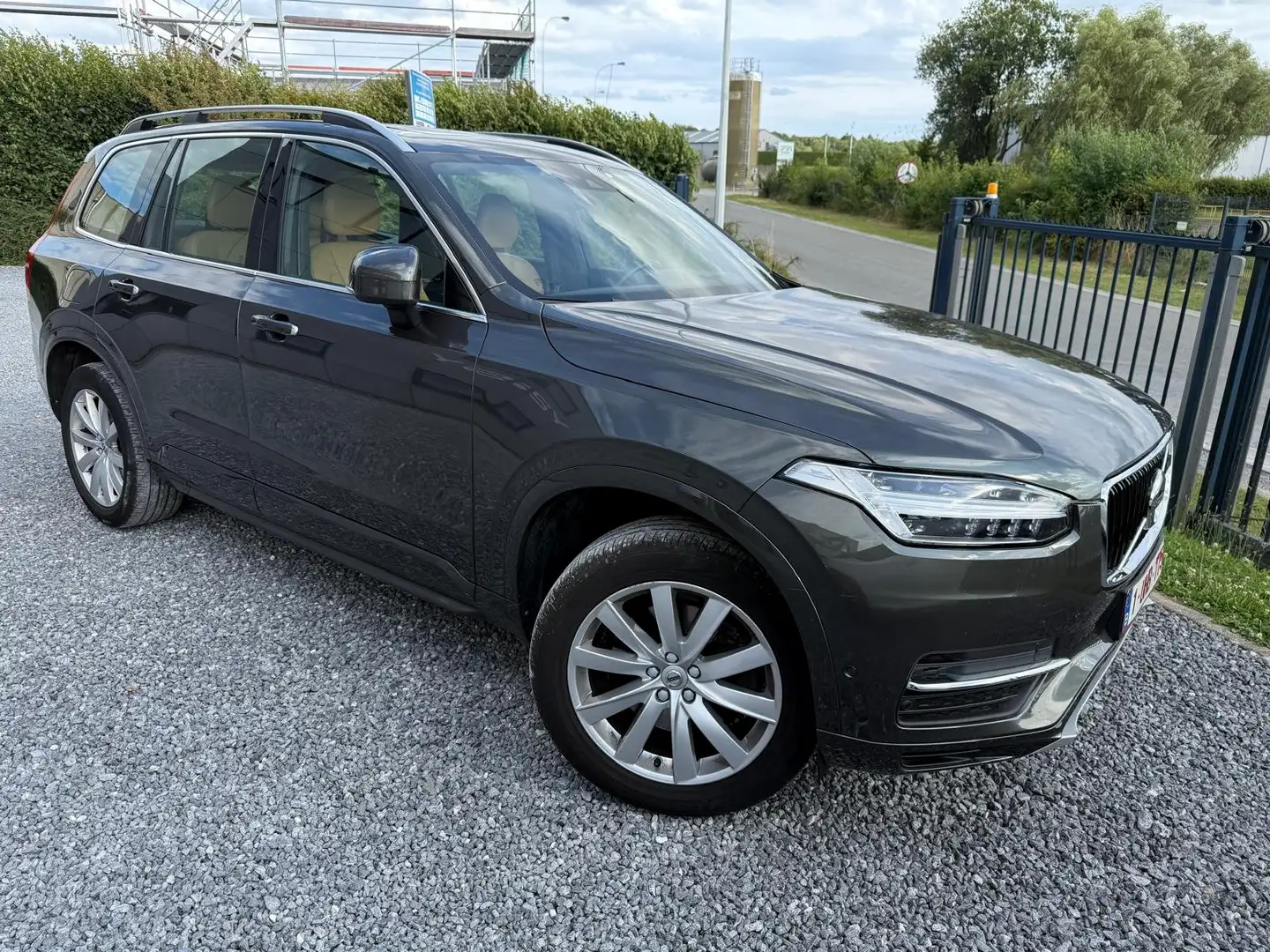 Volvo XC90 XC90 2.0 D4 4WD Momentum 7pl. Geartronic Beige - 1